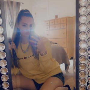 Meet your Posher, Sara